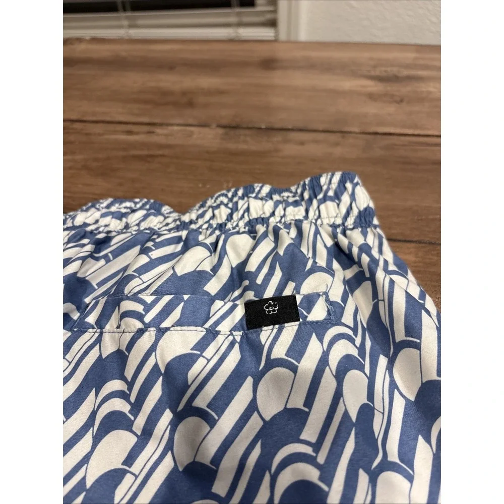 Ted Baker Men's Swim Trunks in Blue & White‎ Geometric Print Size 2 /28